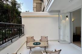 3Bedrooms 2Baths Apt/Modern&Bright /L11/15 Shanghai West Railway Station/yard