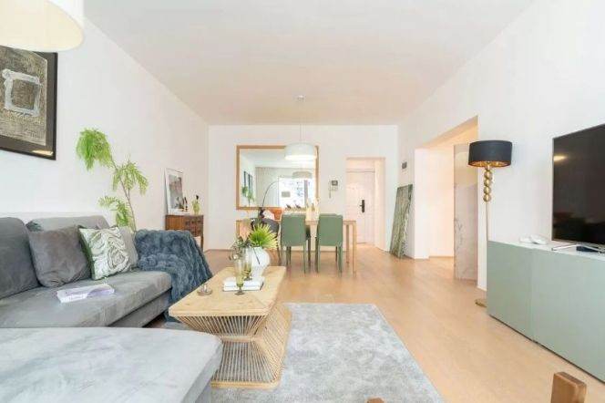 iapm/south Shaanxi rd 3br170sqm