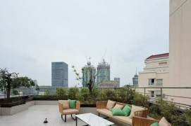 Top duplex/big terrace/5brs/310sqm/newly/lujiazui area/line2&9