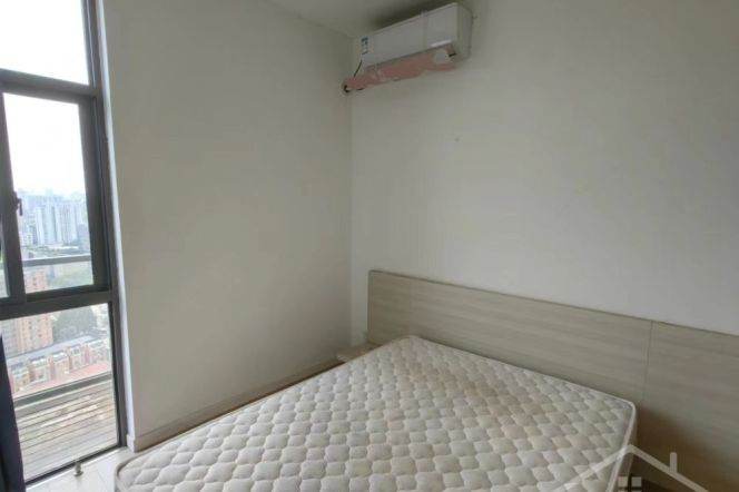 Open balcony 1+1 bedrooms Apt +Heating+oven+central AC@Zhongshan Park