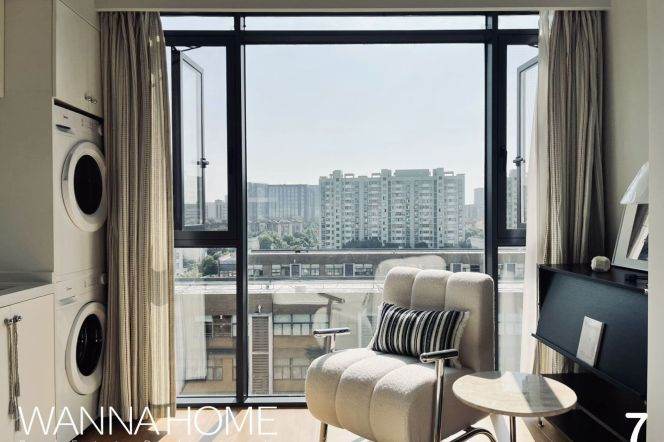 Garden Compound/Line 9/10 MT/Laowaijie/Brand New/French Windows/Large Storages/Cozy1br