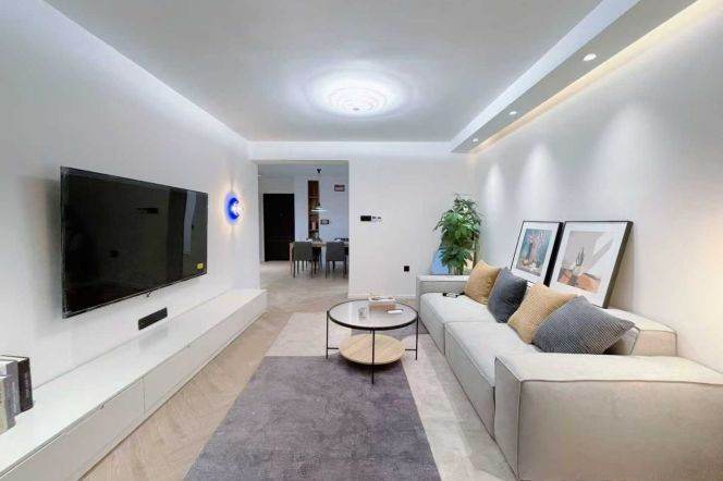 15k Nice 2Br with Floor heating Nr Suzhou Creek close to Zhongshan Park line2/3/4