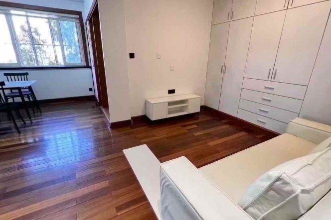 Songyuan rd 2BR 2LR@L10,elevator/cozy&quiet/all bright room