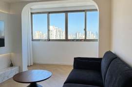 Amazing 2Br on Changde rd /Nr Changping rd L7 /Elevator /14.9K