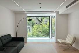 Sunlit 3BR 2BA Low Rise Apt on Wukang Rd