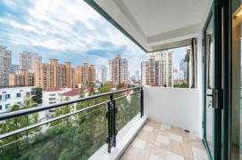 brand new big 2brs floor heating open balcony brand new furniture in Xujiahui only 21K