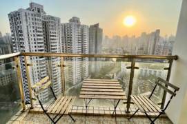 Changping Road subway station, high cost performance, two-bedroom facing south，L 7