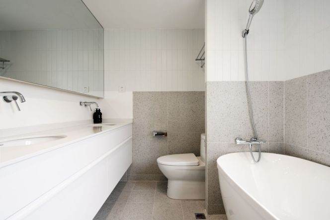 modern 3rs floor heating open balcony nice furniture near IAPM line 1,10,12