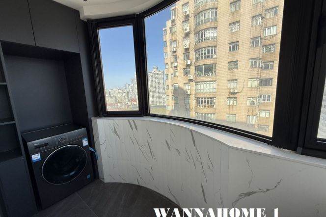 Modern&Spacious 2Bdrs1bath Apt+L3/4/10 Hong Qiao Rd+High Floor/Awesome View