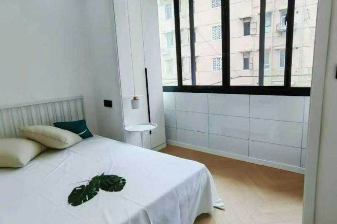 Caoyang rd 2BR 1LR@L3/4/11/14,bright room/brand furniture