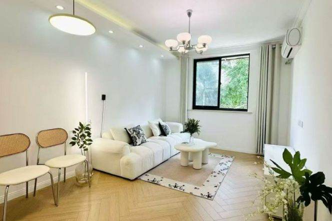 Furnished 1br close to Zhongshan Park