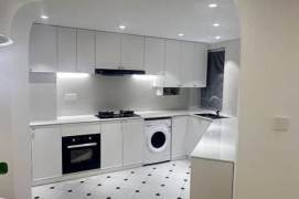 180 sqm 3 br Apt&floor heating&Oven/ Jing'an Wuding rd 16.5K