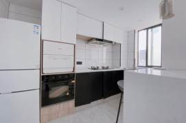 2 br modern Apt&elevator&Oven&Dishwaher/Zhongshan Park 10K