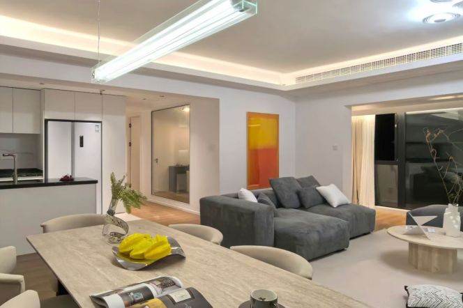 Hanzhong Rd metro/3br2bt/central AC/floor heat/oven/dishwasher