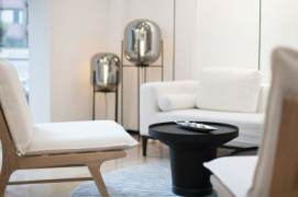 Brand new 95 sqm 1 br Loft service Apt&free gym/Jing'an 15K