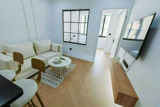 Caoyang rd 2BR 1LR@L3/4/11/14,bright room/brand furniture