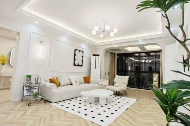 2 br+2 bath 130 sqm modern Apt&gym.Pool/ by Suzhou Creek 14K