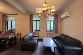 Spacious 1Br Classic Apt Balcony/Heating Shanghai Library