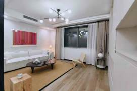 Spacious 2BR 2LR+Study/central AC/oven/elevator,Yishan rd@L3/4/9