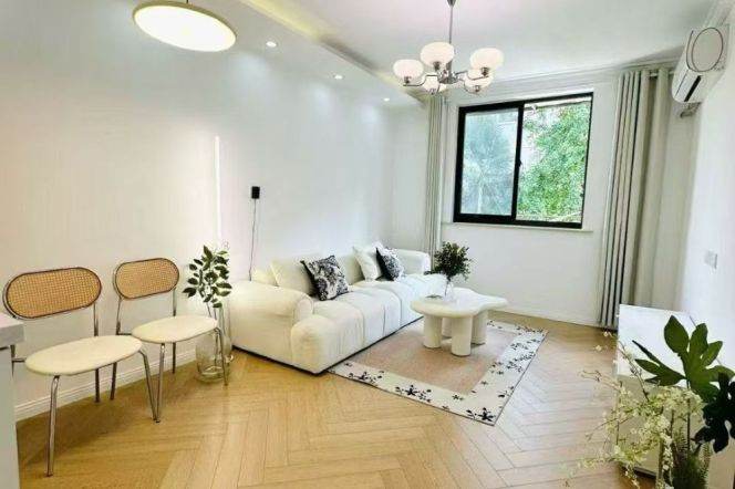 Furnished 1br close to Zhongshan Park