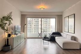 High-rise 3br/2bt Flat in Top of City
