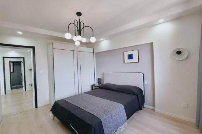 160 sqm 3 br Apt&elevator&Central AC/huge living room/Changning 15K