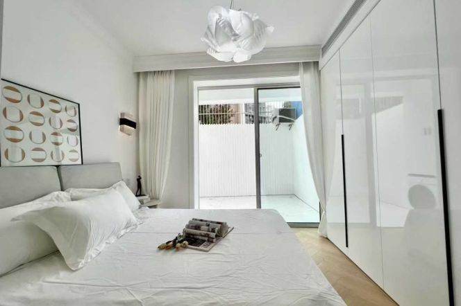 Nice yard+modern 1br 1lr/central AC/oven/dryer,Longde rd@L11/13