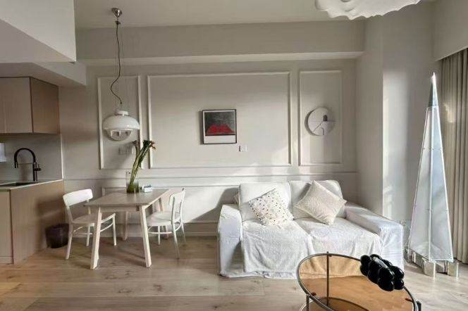 Loft 1br with elevator near Wuding Rd M14