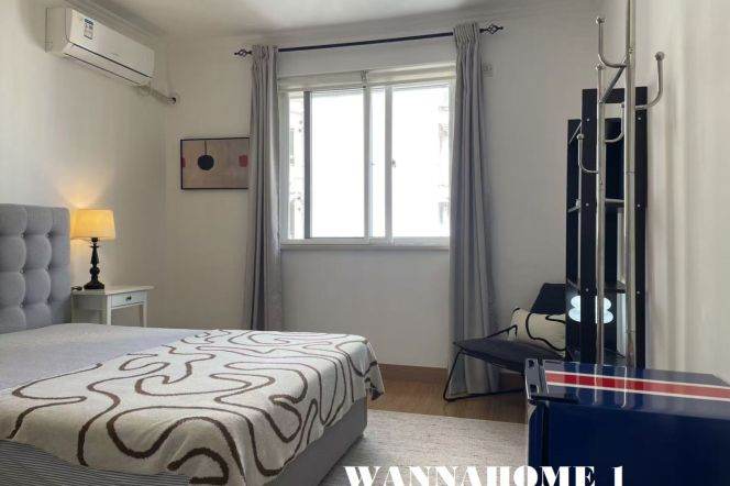 Elevator Modern&Bright 2Bdrs 1Bath Apt+Large Closet+Jing An Temple+L14 Wu Ding Rd