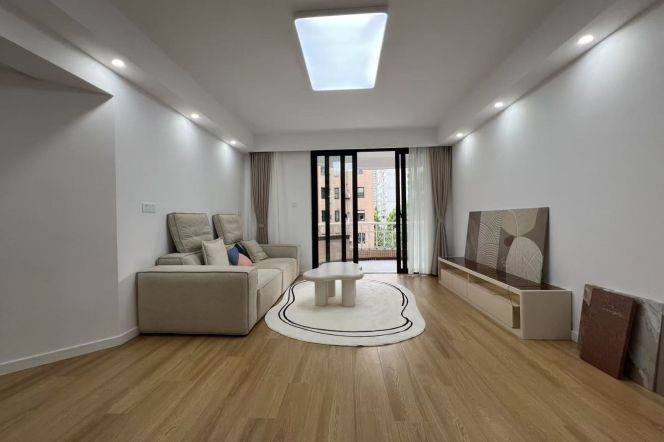 Shanghai Library elevator 2BR 2BATH with balcony