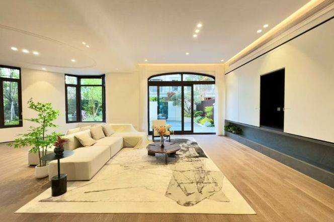 Villa/newly/big living/garden/terrace/high level/Xuhui riverside/Huangpu downtown