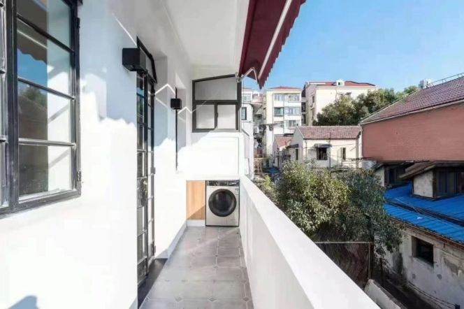 Cozy 1Brm With A Balcony Near Line 1 Hengshan Rd