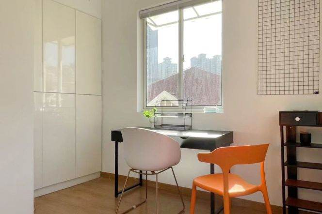 Modern&Really Bright 2Bdrs 1Bath Apt+Elevator+L14 Wu Ding Rd+Nice View  