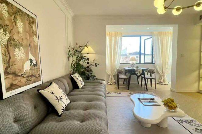 JT university floor heating 2br/2lrs/1ba apt with balcony; L10/11