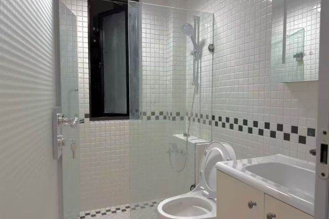 Jiaotong University 1BR apartment