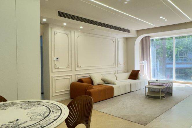 Modern 2Br - 2bathr + Scenic windows | Longde rd& Caoyang rd | Nice compound