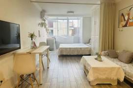 Bright 1Br/1Lr/1Bt apt nr West yanan rd,M3/4/10/11