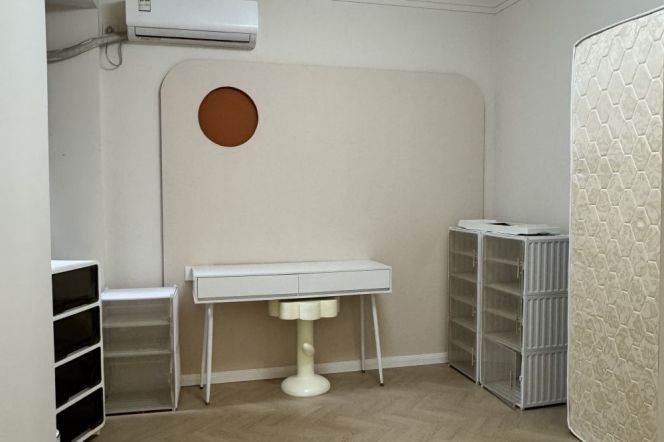 Modern 2Br - 2bathr + Scenic windows | Longde rd& Caoyang rd | Nice compound