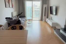 West Yan'an rd elevator 2BR 2BATH with balcony