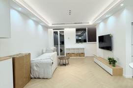 New decoration 3brs/3baths & terrace/oven @Jing'An temple & Line 2/7/14