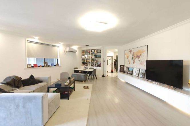 Elevator Large 3Brs+2Bth L3/4/10