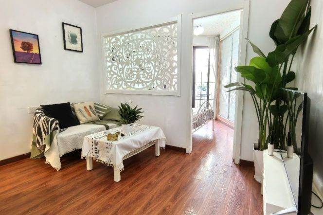 1br-Xiangyang South Road-6-minute walk to Shaanxi South Road (Routes 1/10/12)