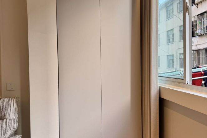 Impressive 1BR Apt + storage | Jiao Tong Univer.L10&11 | Heating ,11.2K