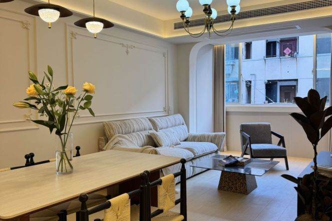 Impressive 1BR Apt + storage | Jiao Tong Univer.L10&11 | Heating ,11.2K