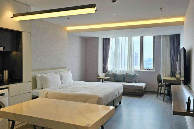 1br Studio Service Apt in Xuhui District Near Luoxiu Rd(Line 15)