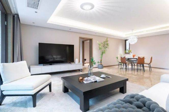 modern 4brs floor heating nice balcony near Yuyuan garden line 10,14 