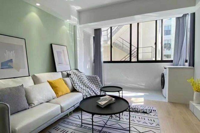 Homey 1br old apt in Jing'an with Wall heating    L13&14