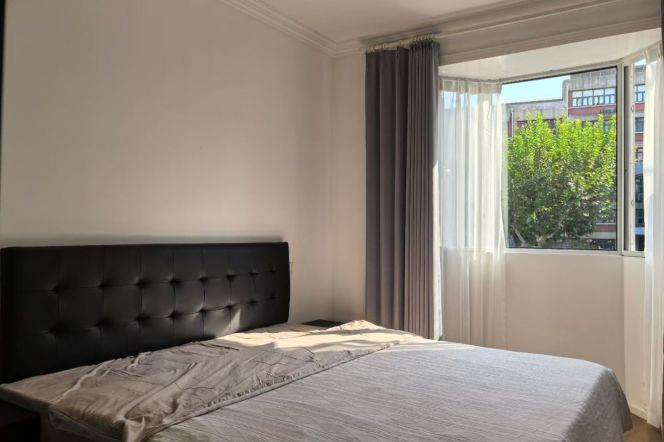 zhongshan park station one bedroom