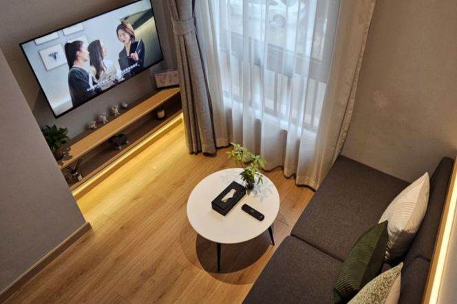 1br loft service apt Near North Xizang Rd (Line 8)