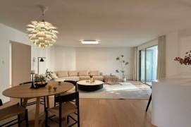 Big living room 3br with Balcony near Line 9/12 Jiashan Road St.